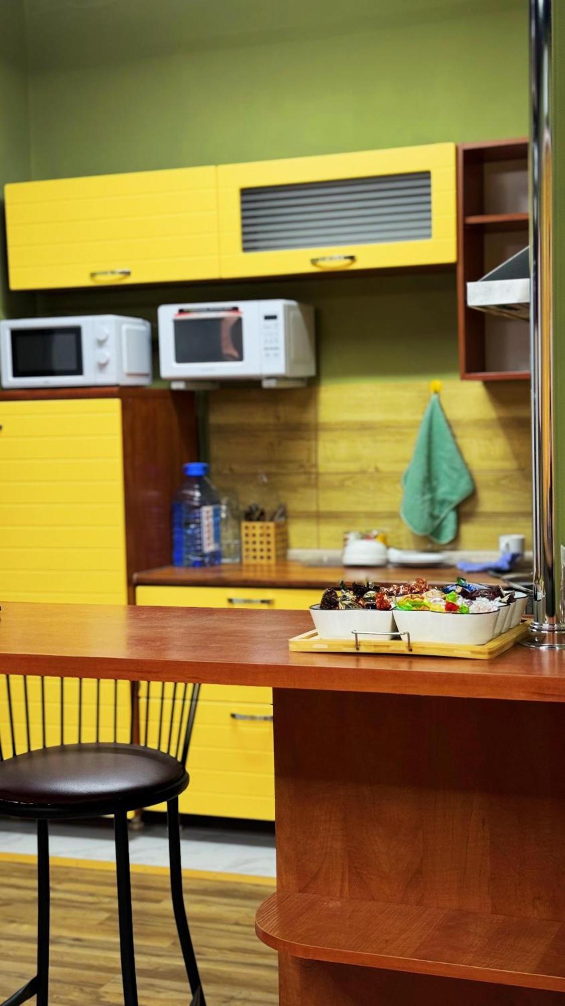Hostel Kochevnik Capsule Hotel Almaty Eksteriør billede