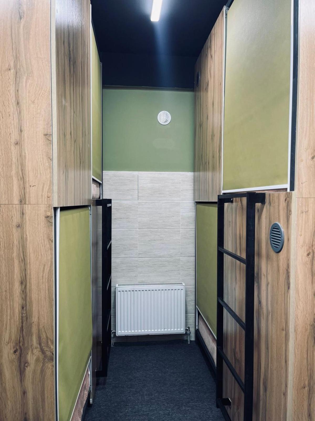 Hostel Kochevnik Capsule Hotel Almaty Eksteriør billede