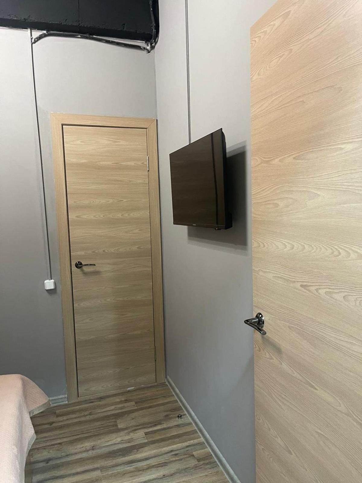 Hostel Kochevnik Capsule Hotel Almaty Eksteriør billede